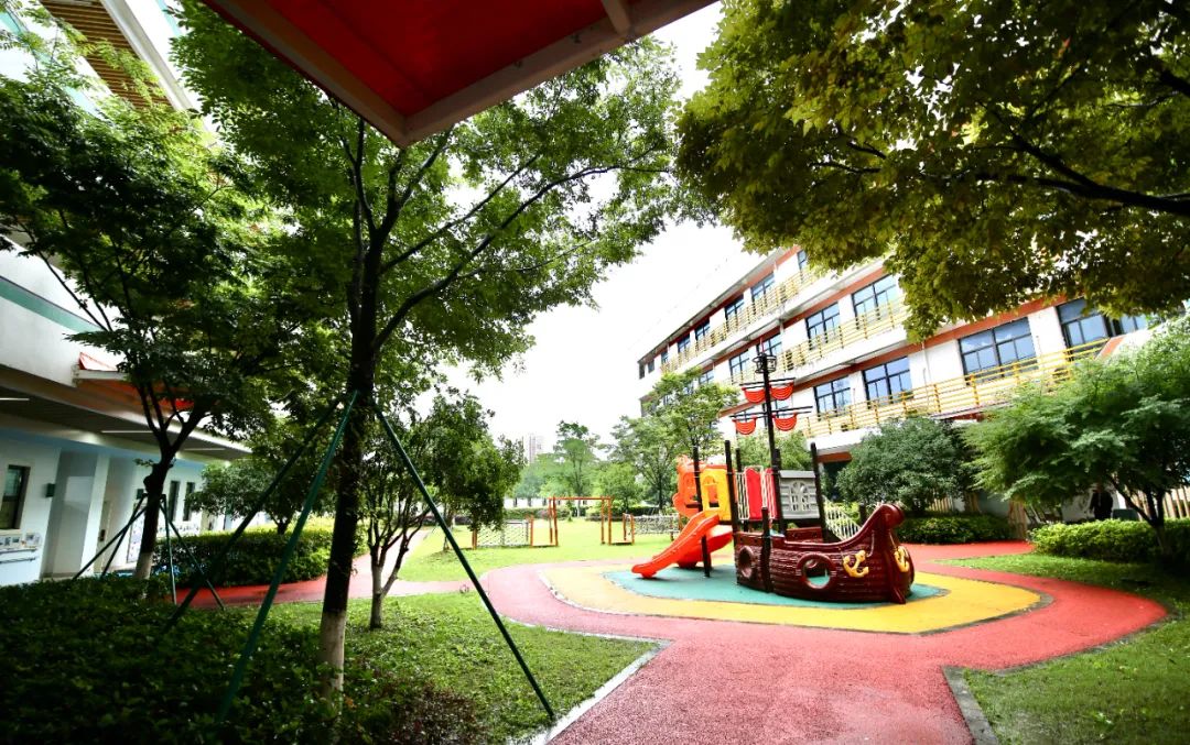 华媒聚首杭州 探寻共富之路（1）充满爱与希望的汀州学校