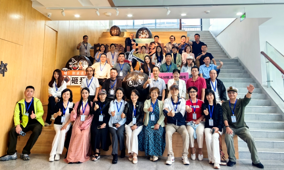 华媒聚首杭州 探寻共富之路（6）小小山核桃  也能带动产业共富