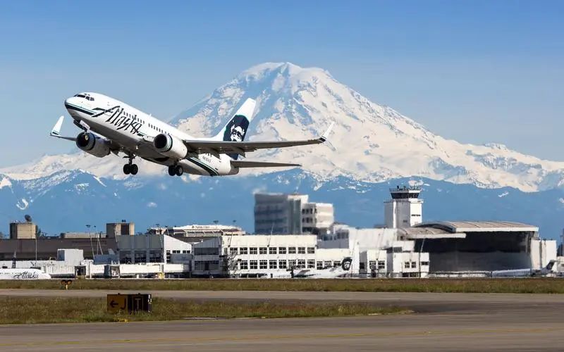 美国多城机场实现无接触安检 无需身份证