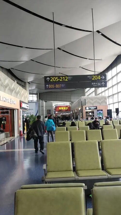 香港机场中转7小时以上 旅客可免费参团游市区