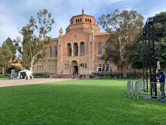 全美最佳大学校园排名出炉！加州这所大学夺冠，五所大学入榜前三十